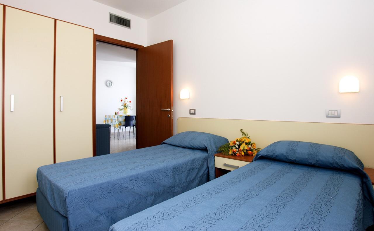 Residence Il Girasole 1 Alba Adriatica Exteriér fotografie